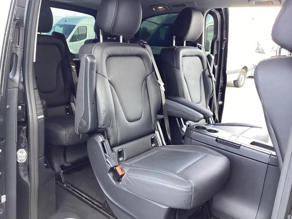 Mercedes-Benz V 300 d / AMG / AVANTGARDE / 360 / 6 МЕСТЕН / , снимка 14 - Автомобили и джипове - 55824300