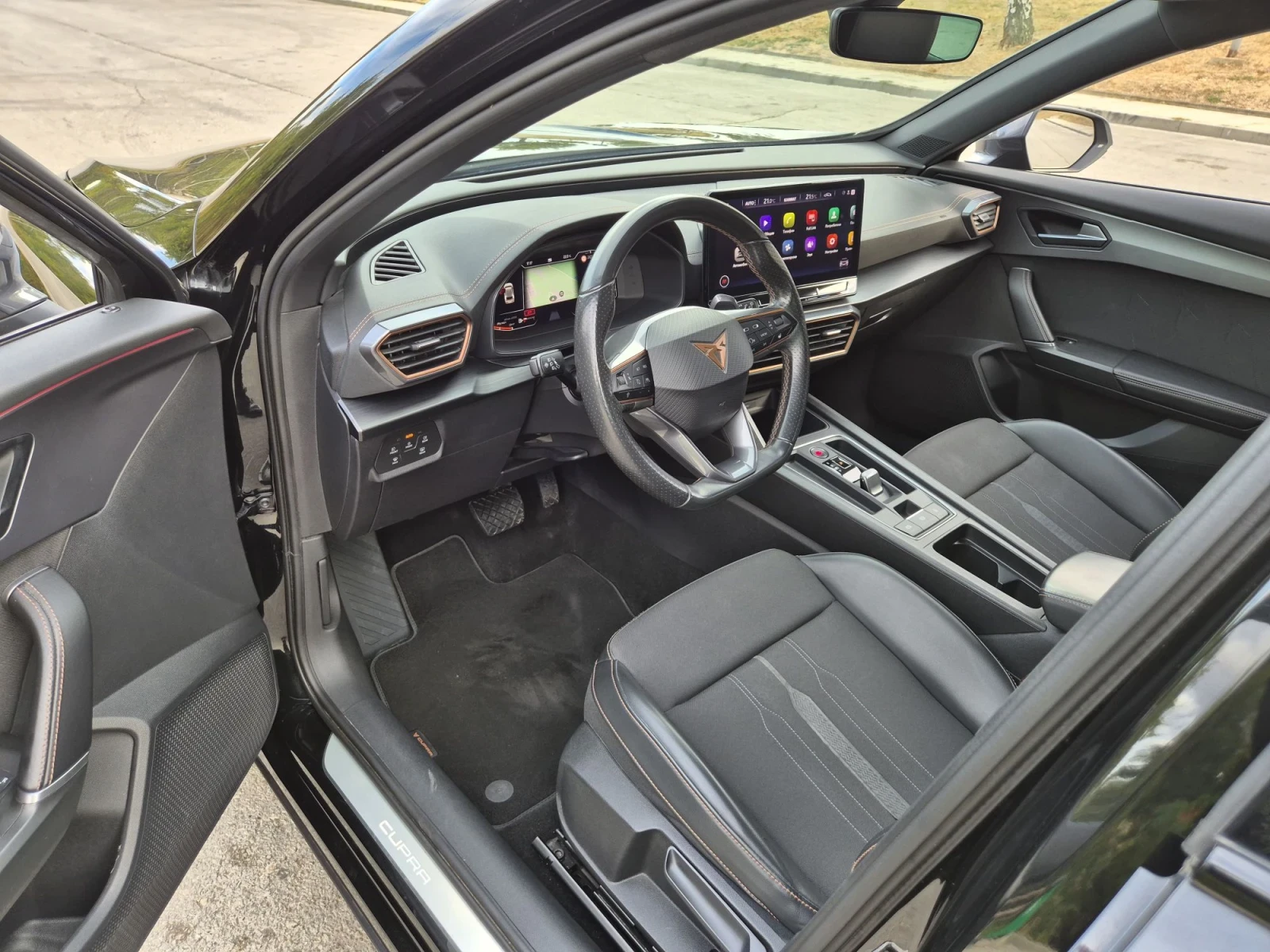 Cupra Formentor 2.0TDI 4Drive Distr Keyless Кожа Камера , снимка 12 - Автомобили и джипове - 56188977