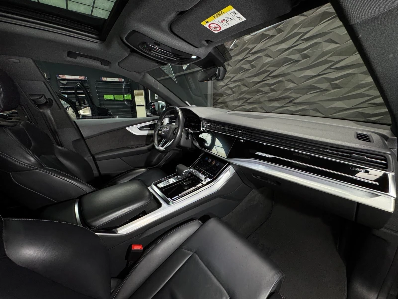 Audi Q8 50TDI Quattro S-line* Matrix* Bang&Olufsen* HuD* 3, снимка 7 - Автомобили и джипове - 51533529