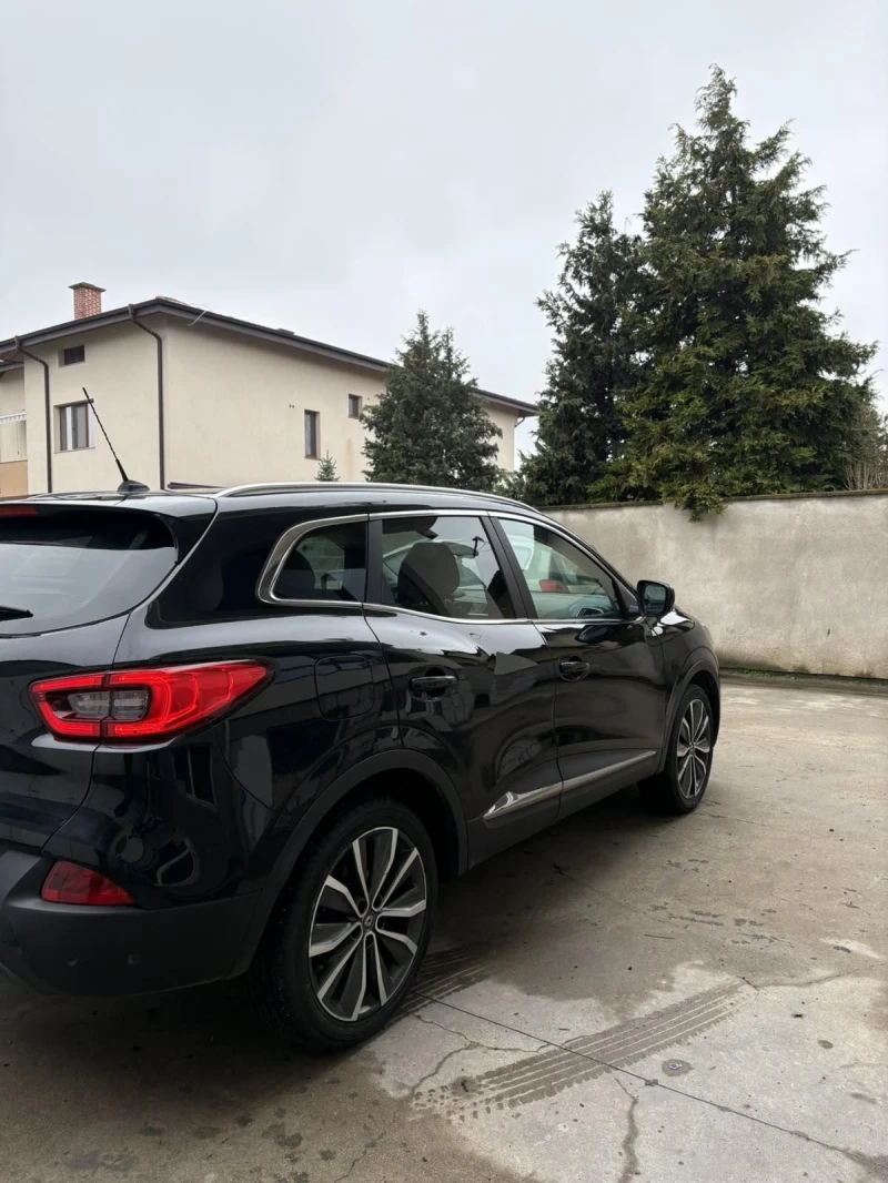 Renault Kadjar 1.2i 130кс, снимка 8 - Автомобили и джипове - 53381854