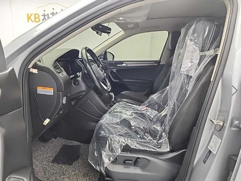 VW Tiguan 2.0 TSI Prestige| 180к.с., снимка 11 - Автомобили и джипове - 56161921