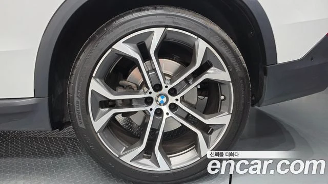 BMW X5 xDrive 30d xLine, снимка 2 - Автомобили и джипове - 56378832