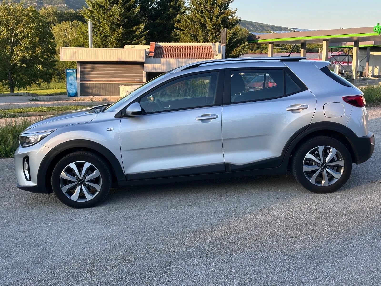 Kia Stonic 1.0 2022г 50 хил км.НЕРАЗЛИЧИМА ОТ НОВА !!! - изображение 3