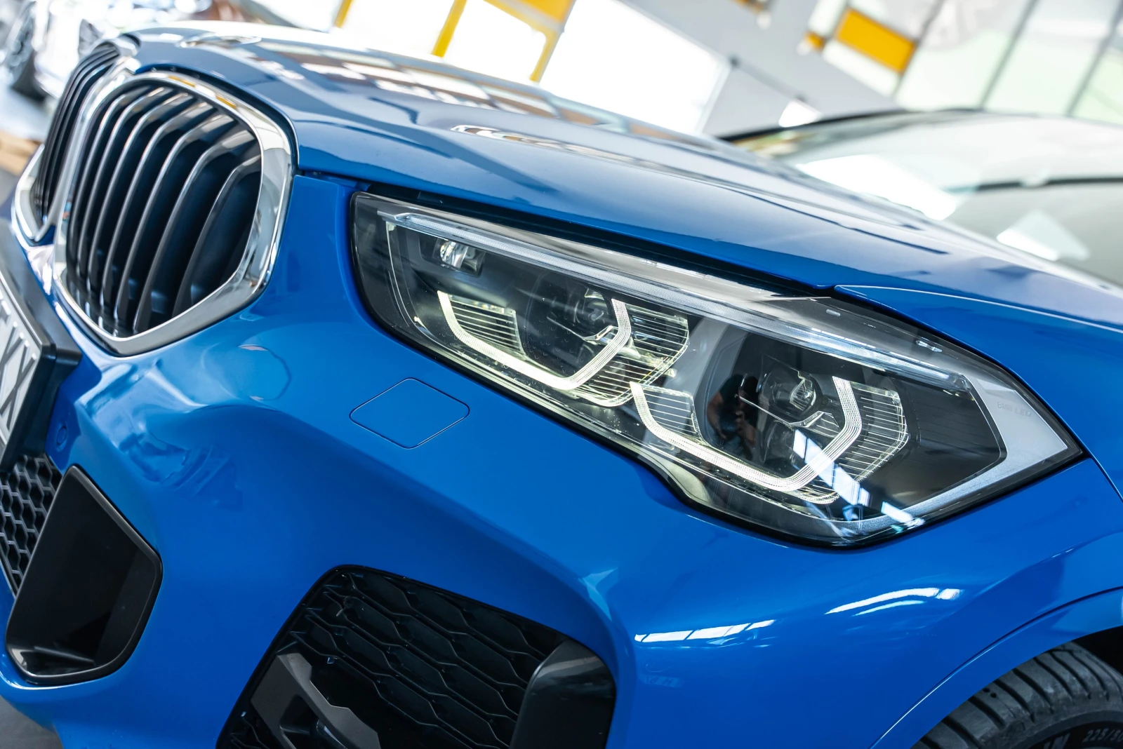 BMW X1 Xdrive 20i M-pack - изображение 6