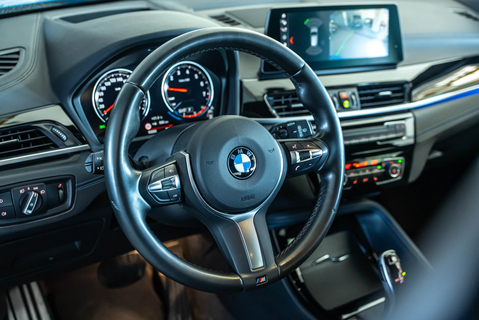 BMW X1 Xdrive 20i M-pack - изображение 9