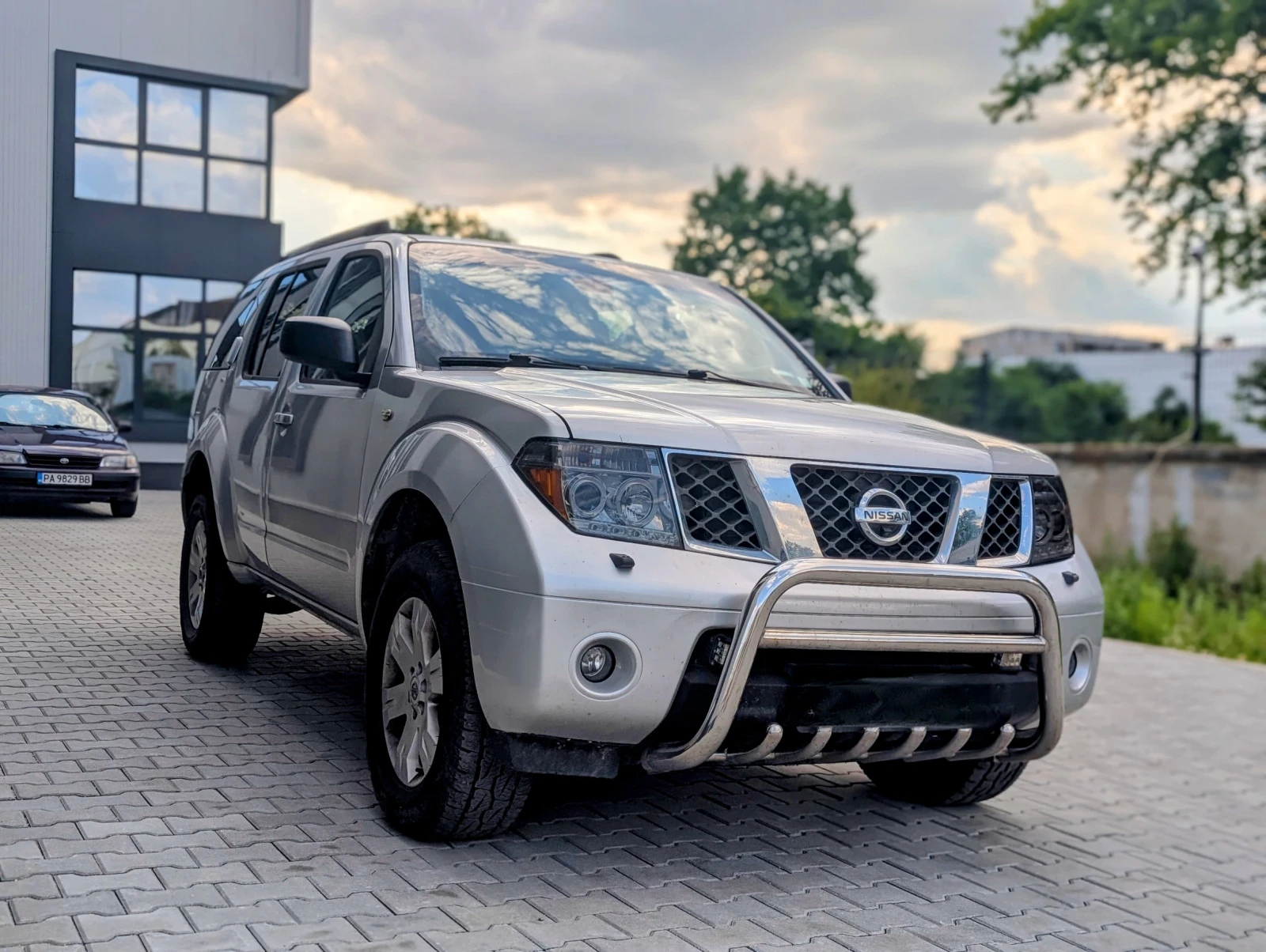 Nissan Pathfinder  - изображение 3