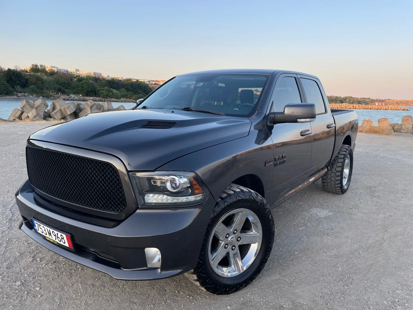 Dodge RAM 1500 MONSTER SPORT - изображение 2