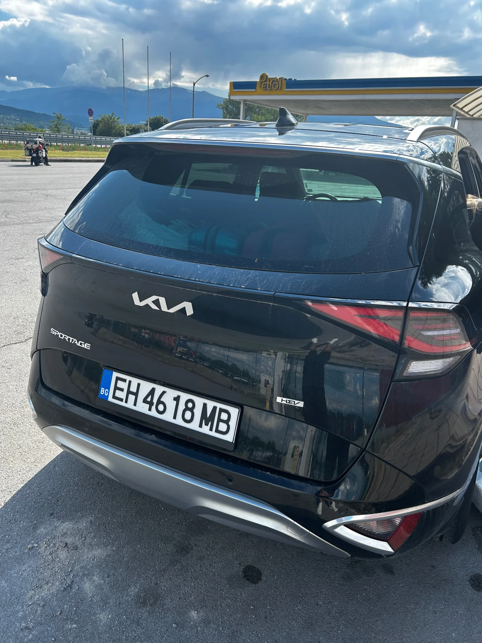 Kia Sportage 1.6 HEV Executive Hybrid - изображение 2