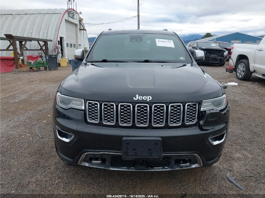 Jeep Grand cherokee OVERLAND* DISTRONIC* PANOROOF* H&K SOUND* ОБДУХВАН, снимка 2 - Автомобили и джипове - 53796791