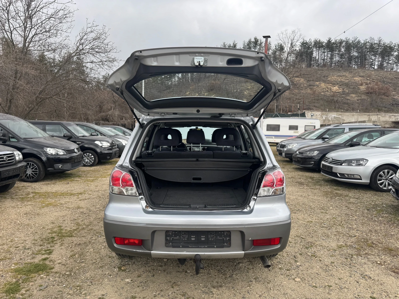 Mitsubishi Outlander 2.0 , снимка 7 - Автомобили и джипове - 53922410