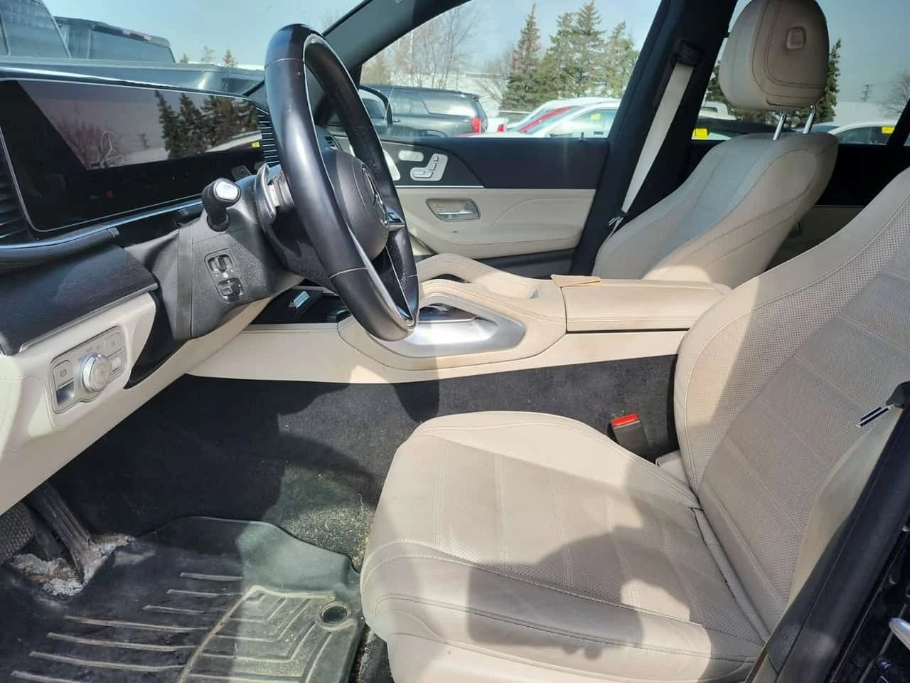 Mercedes-Benz GLE 350 * ПАНОРАМА* ПОДГРЕ* ДИСТРОНИК* , снимка 7 - Автомобили и джипове - 54120299