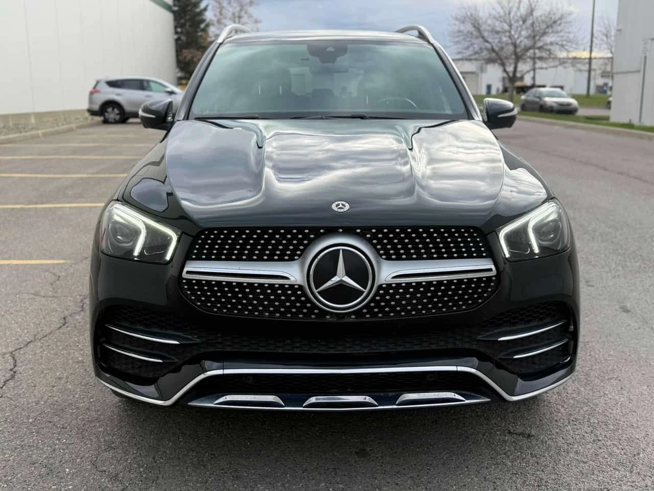 Mercedes-Benz GLE 350 | AMG-LINE| DISTRONIC| 360| BURMESTER| PANO| ПОДГР, снимка 2 - Автомобили и джипове - 54430508