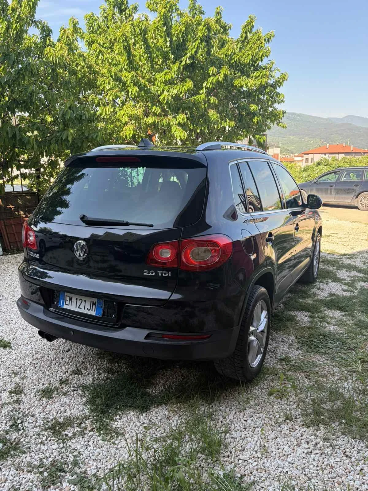 VW Tiguan 2.0/140/ ТЕХНИЧЕСКИ ПЕРФЕКТЕН!, снимка 3 - Автомобили и джипове - 54576235