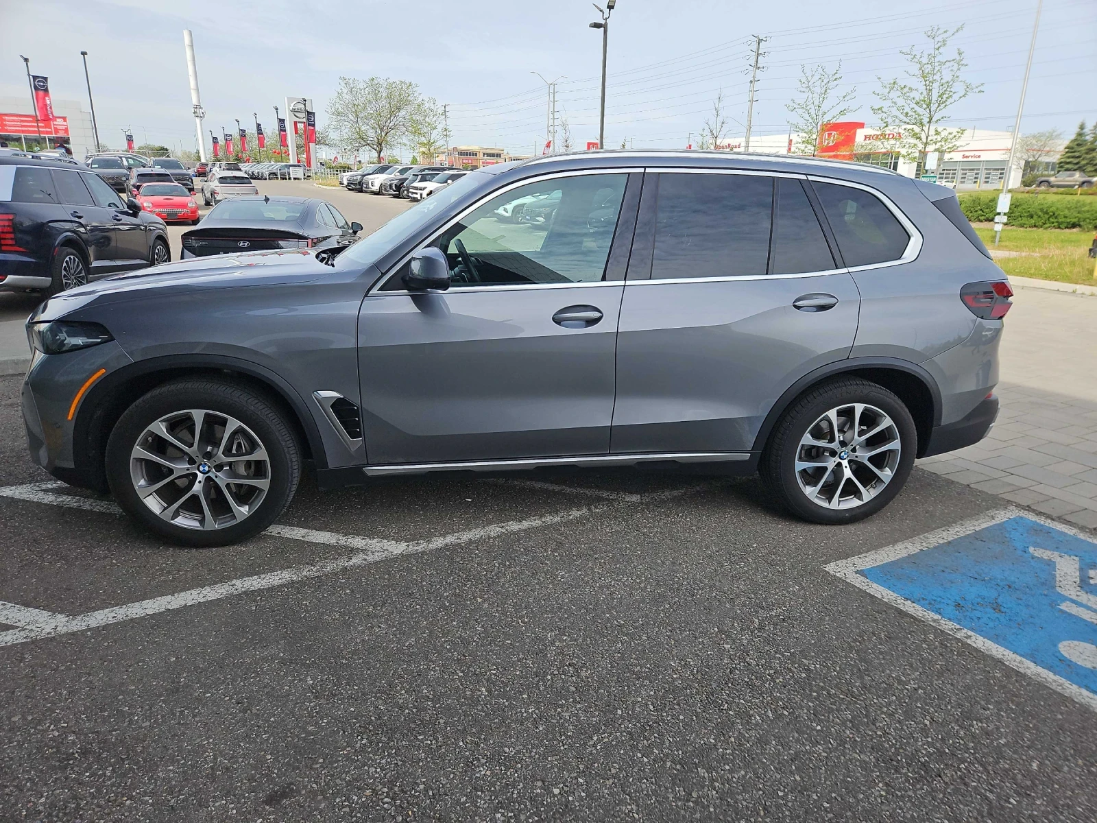 BMW X5 ДИСТРОНИК * ПОДГРЕВ * ПАНОРАМА * HARMAN KARDON, снимка 2 - Автомобили и джипове - 54644692