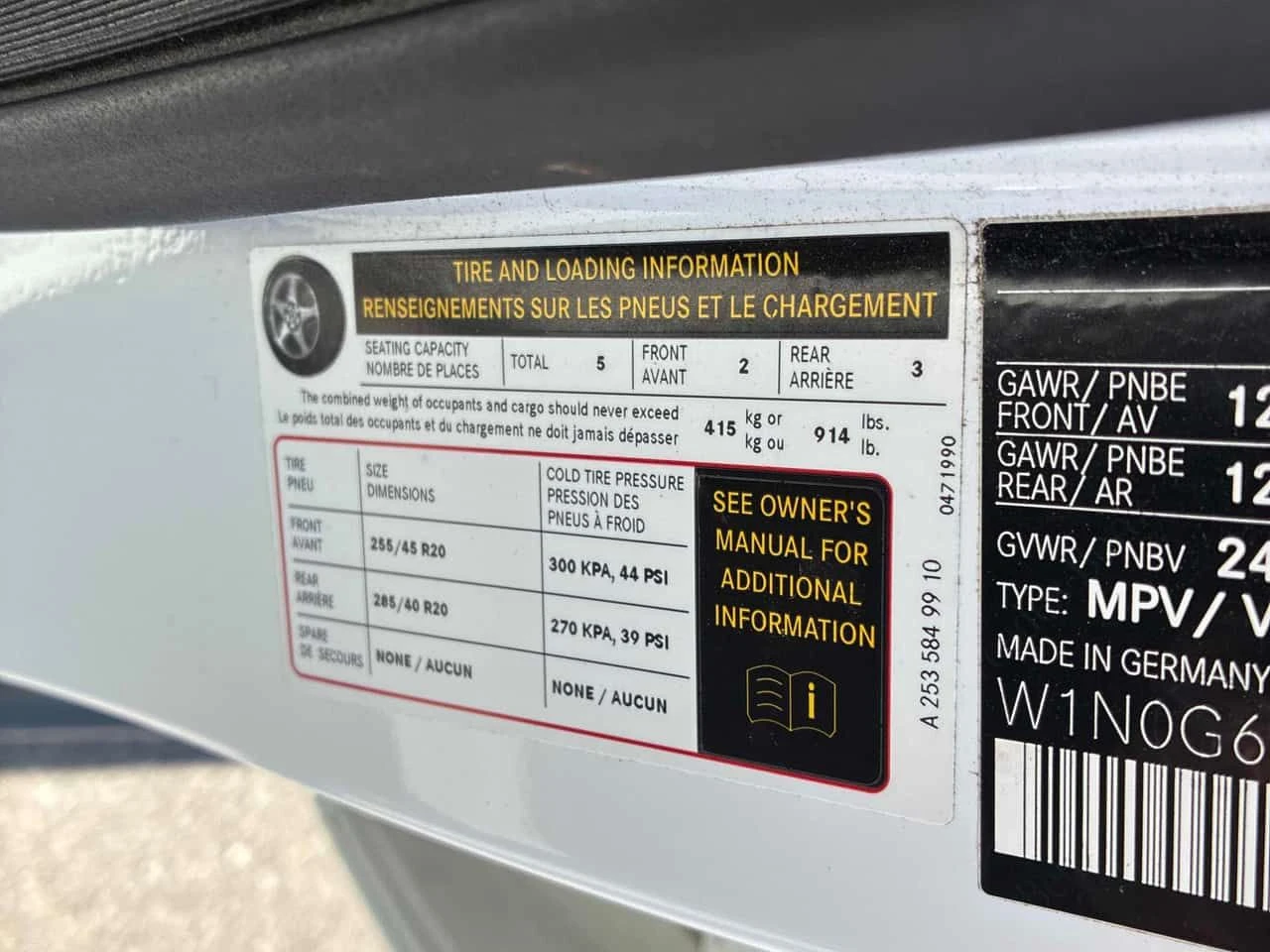 Mercedes-Benz GLC 43 AMG /360/DISTRONIC/BURMESTER, снимка 11 - Автомобили и джипове - 55054255