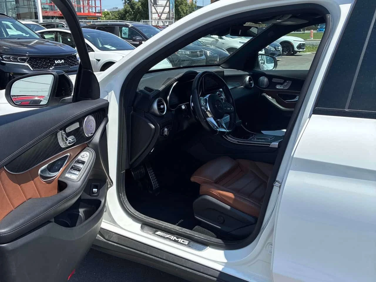 Mercedes-Benz GLC 43 AMG /360/DISTRONIC/BURMESTER, снимка 5 - Автомобили и джипове - 55054255