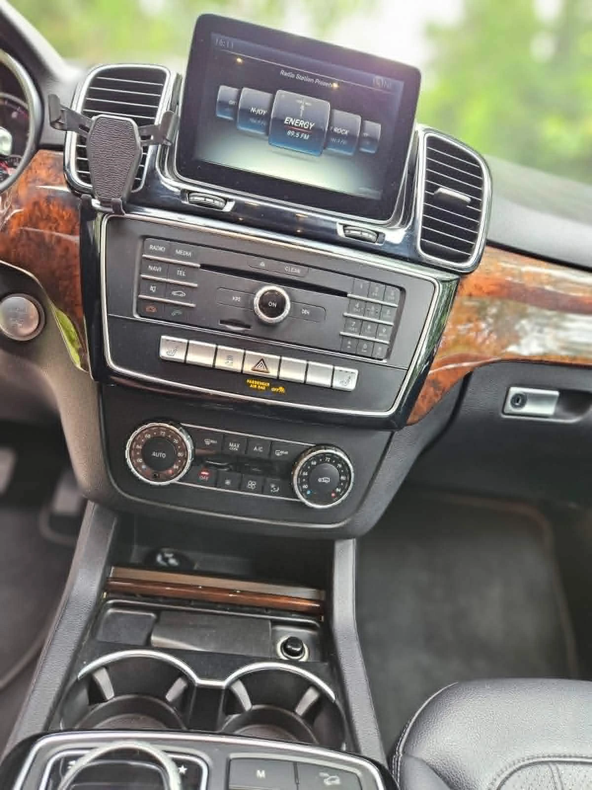 Mercedes-Benz GLE 350, снимка 9 - Автомобили и джипове - 55236937