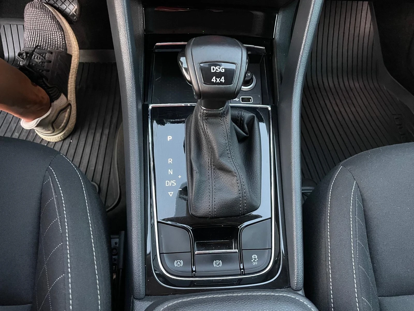 Skoda Karoq 2.0TDI 150�.�. DSG7 | Mobile.bg � ����������� 9