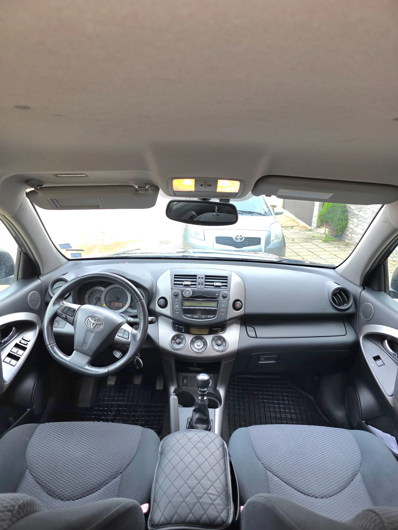 Toyota Rav4 2.2 D4D. 4#4, снимка 8 - Автомобили и джипове - 55477353