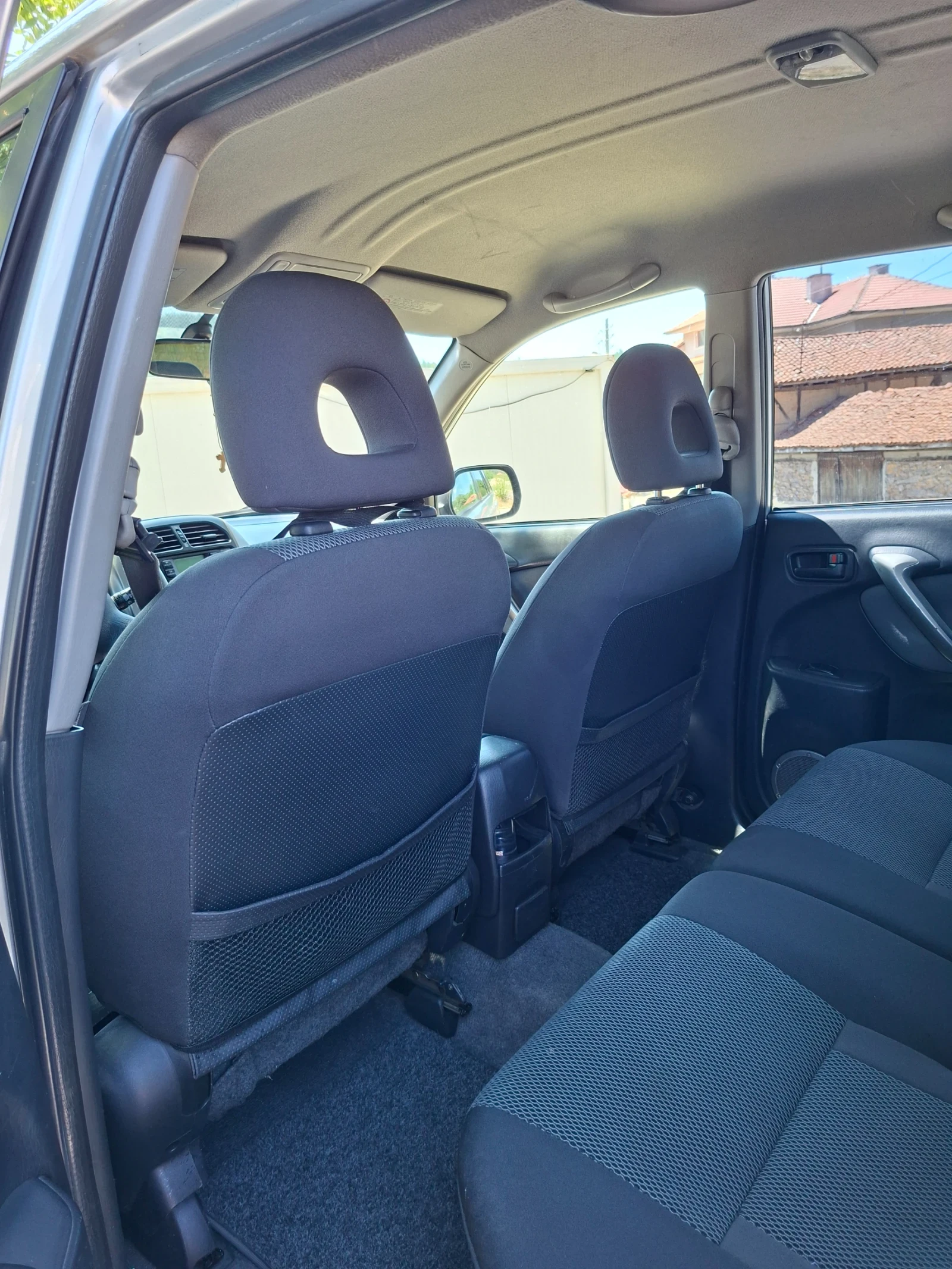 Toyota Rav4 D4D, снимка 4 - Автомобили и джипове - 55512180