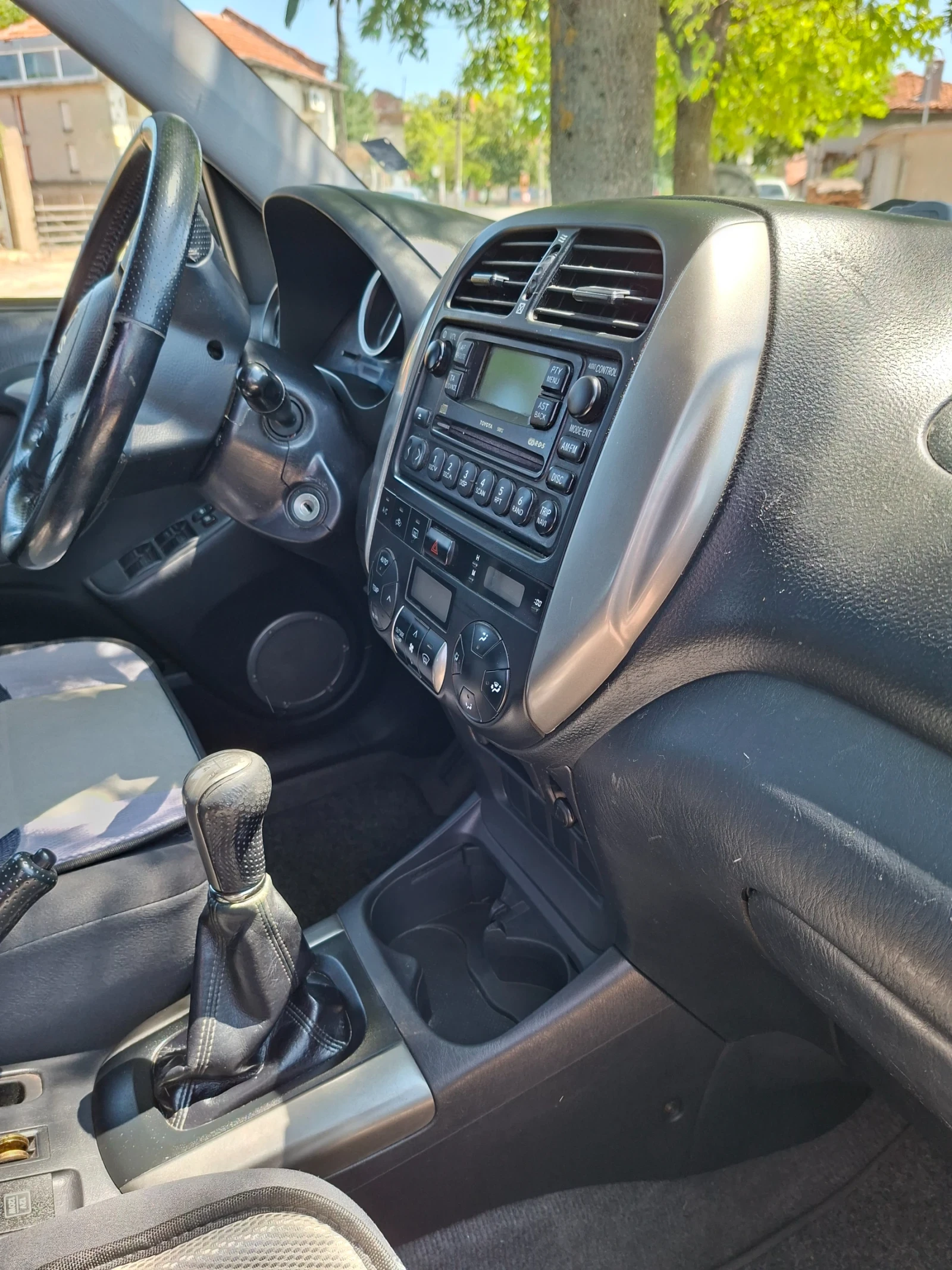 Toyota Rav4 D4D, снимка 2 - Автомобили и джипове - 55512180