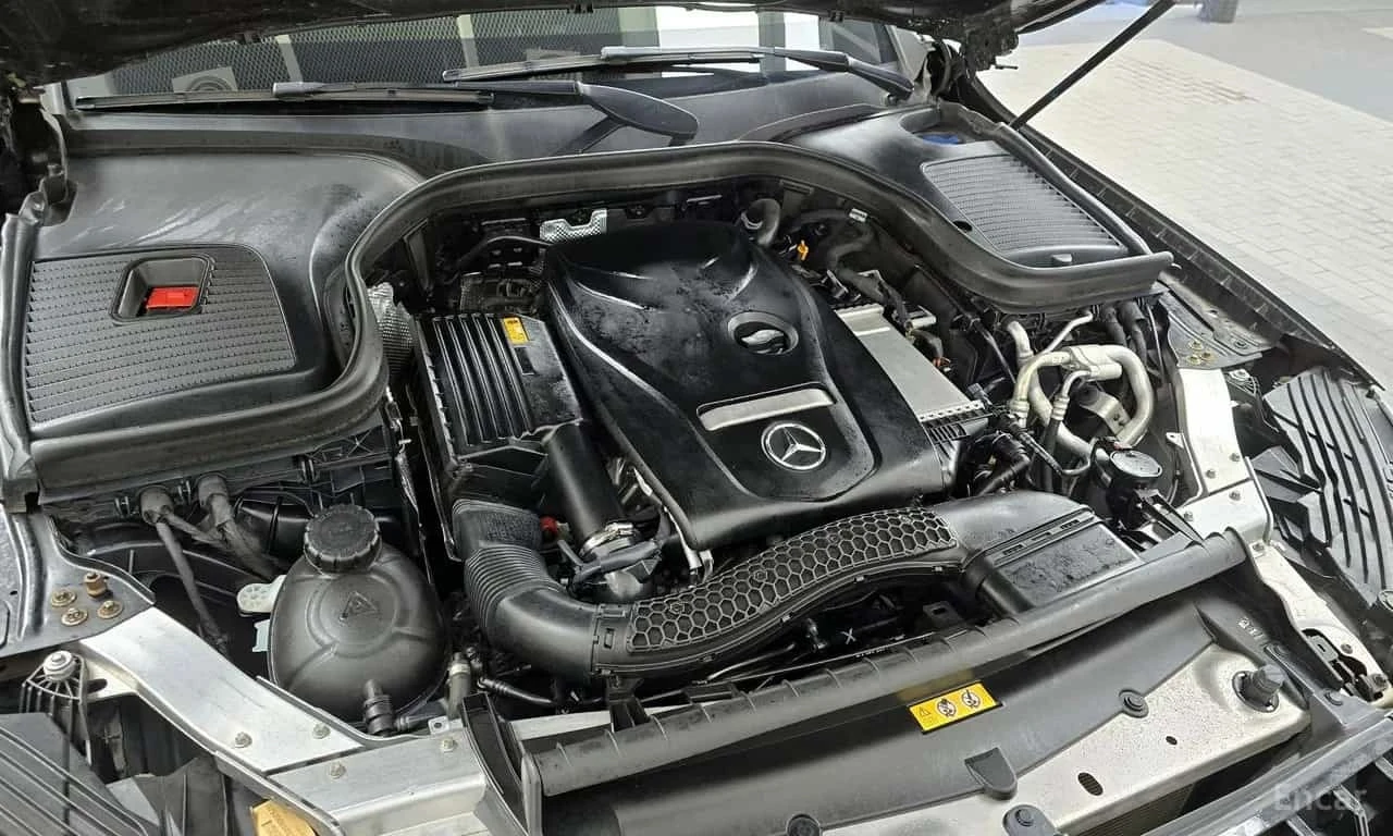 Mercedes-Benz GLC 300 * 4MATIC * AMG Line * HEAD UP * ПАНОРАМА * 360 КАМ, снимка 17 - Автомобили и джипове - 56214046