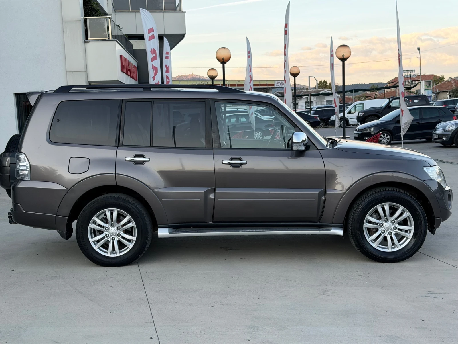 Mitsubishi Pajero Автоматик/Климатроник/Камера/Темпомат, снимка 6 - Автомобили и джипове - 56330719