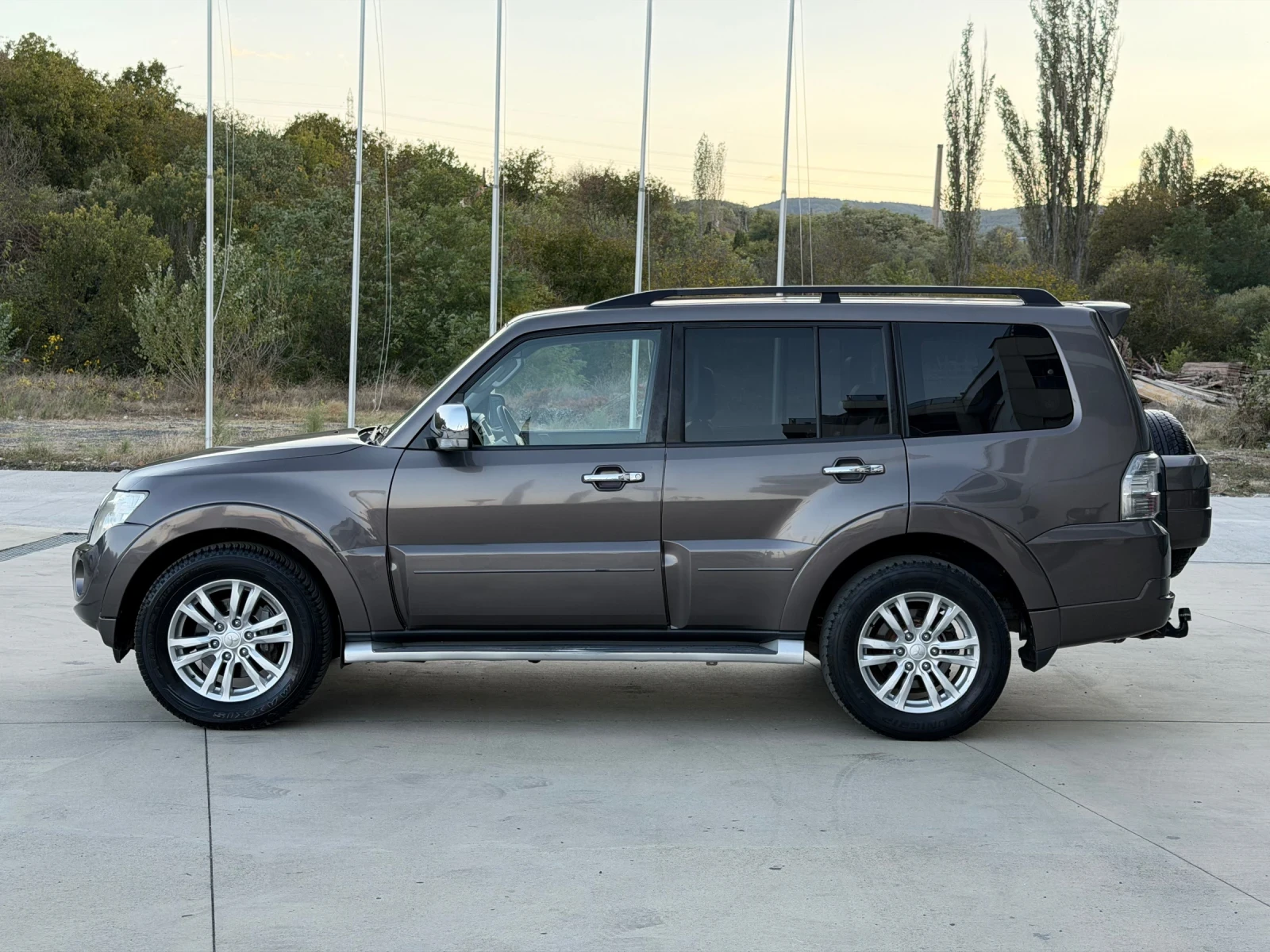 Mitsubishi Pajero Автоматик/Климатроник/Камера/Темпомат, снимка 3 - Автомобили и джипове - 56330719