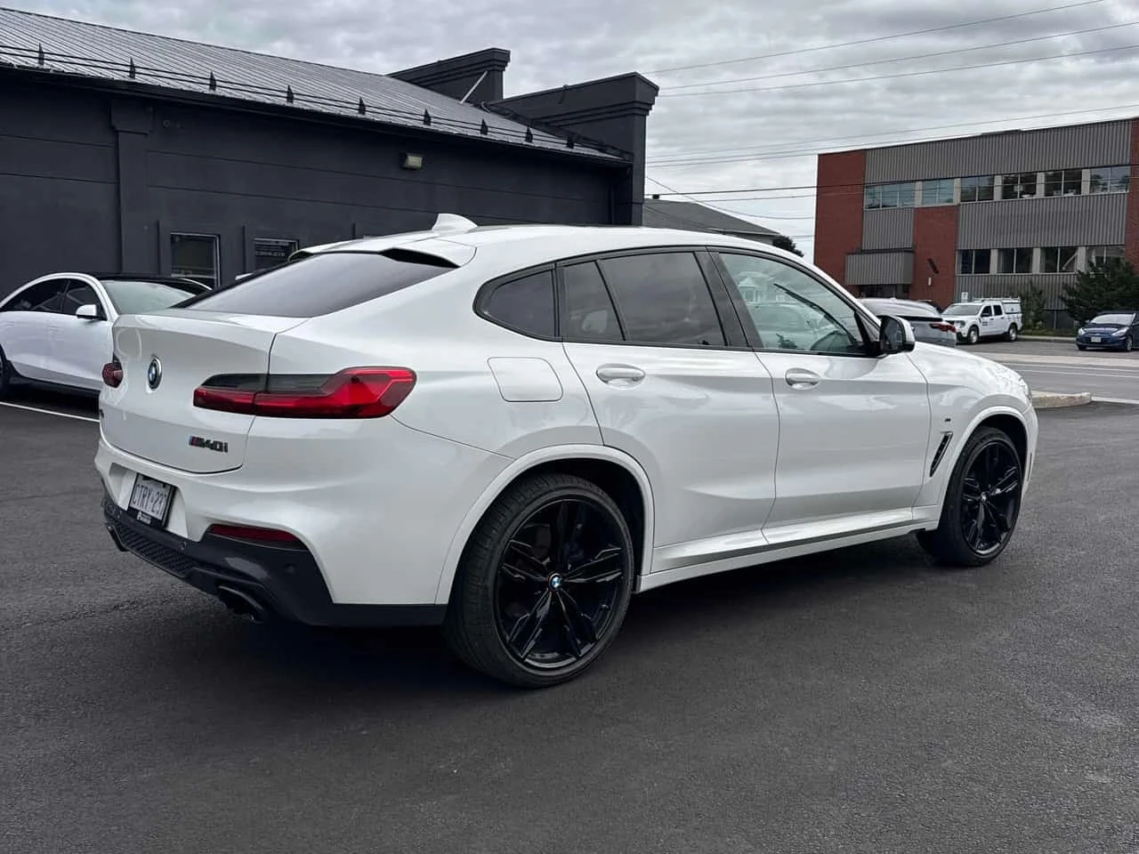 BMW X4 * M40i * CARFAX * ����� �� ����������� | Mobile.bg � ����������� 3