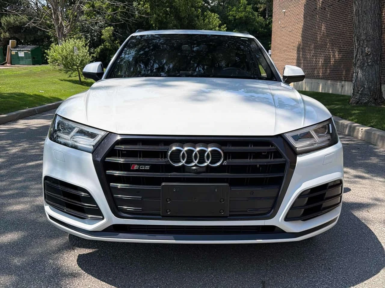 Audi SQ5 * Technik * CARFAX * KEYLESS * ПОДГРЕВ * , снимка 2 - Автомобили и джипове - 56641483