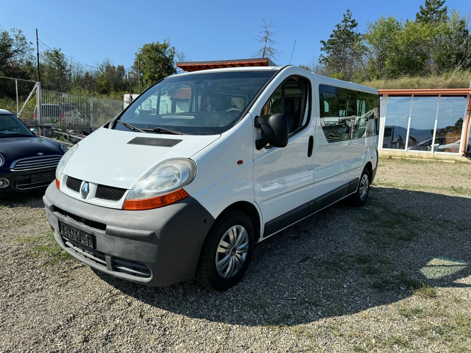 Renault Trafic 1.9DCI Дълга База - изображение 9