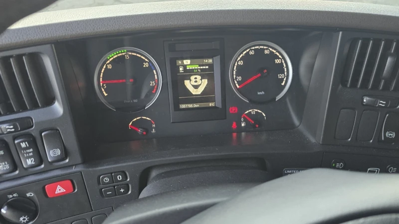 Scania R 520  / евро 5 / ADR, снимка 13 - Камиони - 52828596