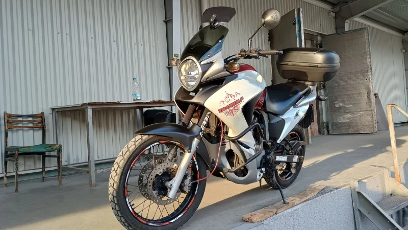 Honda Xlv 700i
