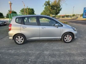 Honda Jazz 1.3 КЛИМА ТОП СЕРВИЗНА КНИЖКА , снимка 17