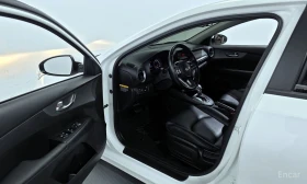Kia K3, снимка 10