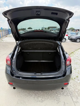 Mazda 3 2.2 SKYACTIV, снимка 15
