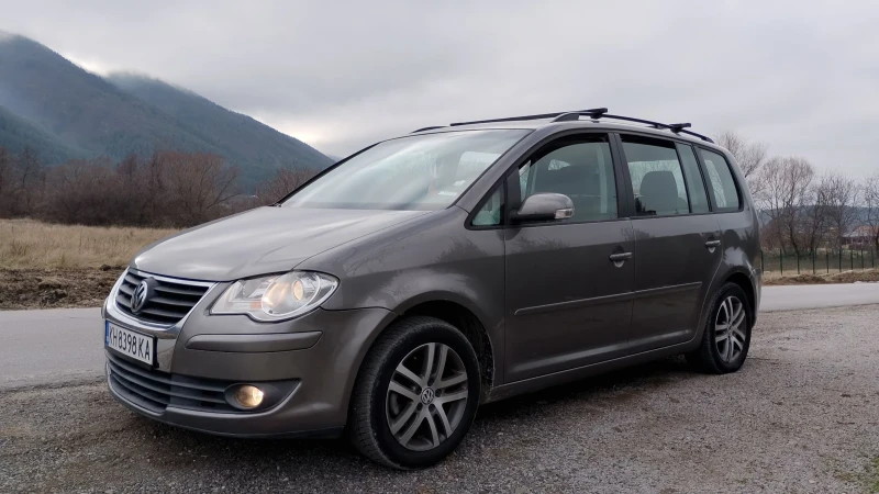 VW Touran 1.6 102кс газ бензин , снимка 13 - Автомобили и джипове - 47157778