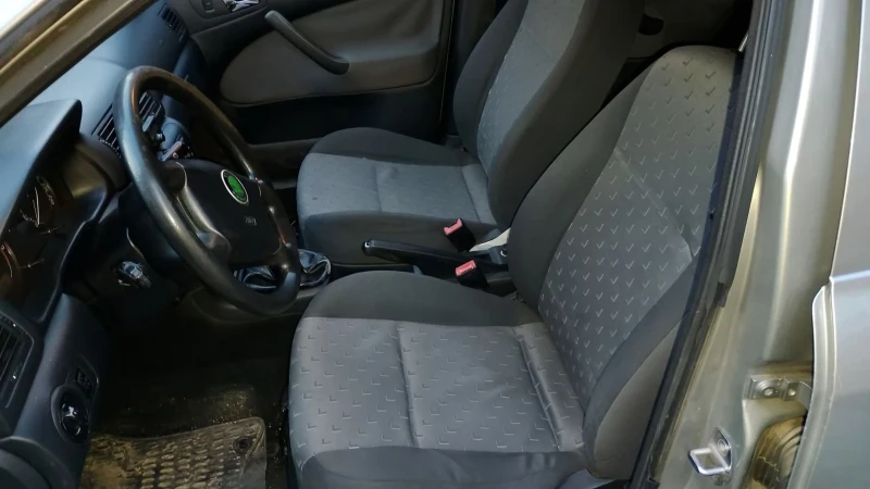 Skoda Octavia 1.9TDI 101к.с , снимка 5 - Автомобили и джипове - 47157778