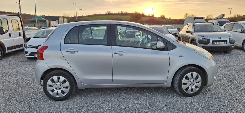 Toyota Yaris 1.3 бензин 167000км, снимка 3 - Автомобили и джипове - 47157778