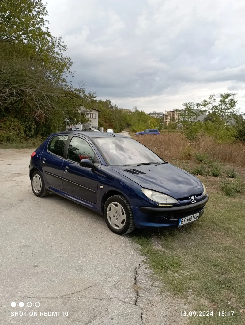 Peugeot 206 1, 4 бензин , снимка 2 - Автомобили и джипове - 47234142