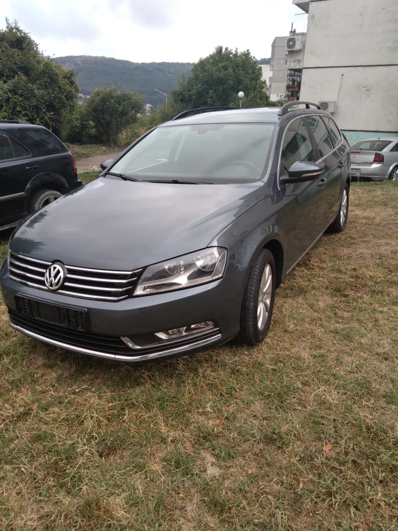 VW Passat, снимка 1 - Автомобили и джипове - 47267572