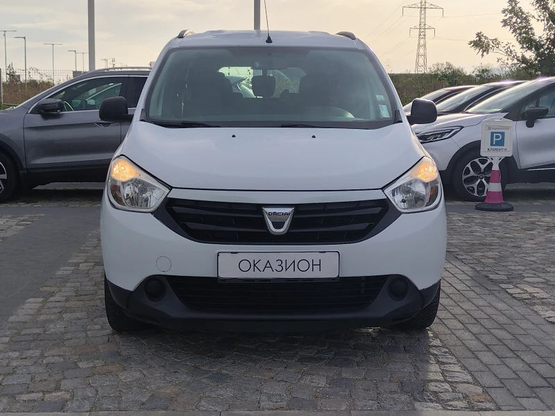 Dacia Lodgy 1.6 SCe 102 к.с. Бензин 6+ 1 места, снимка 2 - Автомобили и джипове - 47510019