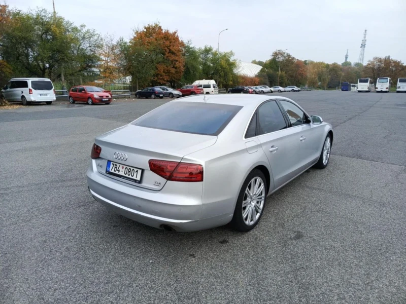 Audi A8 4.2tdi, снимка 3 - Автомобили и джипове - 48003388