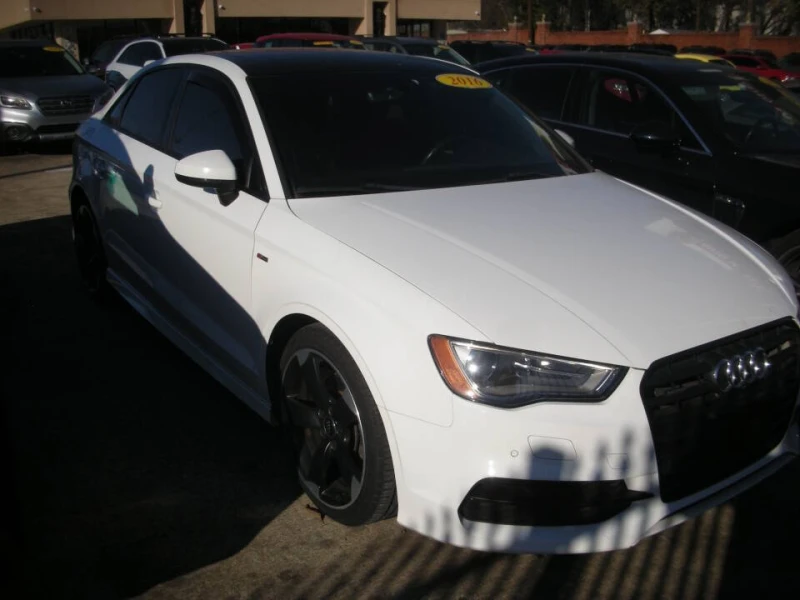 Audi A3 Sline* Подгрев* BOSE Sound* Keyless* Камера, снимка 2 - Автомобили и джипове - 48292277