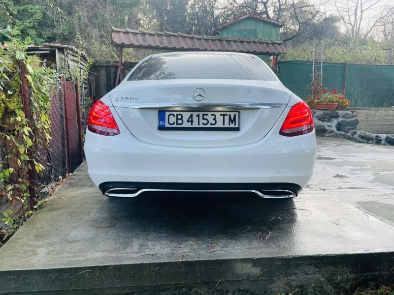 Mercedes-Benz C 220, снимка 2 - Автомобили и джипове - 48406056