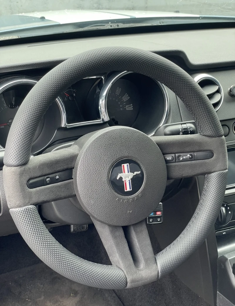 Ford Mustang 4.0i, снимка 8 - Автомобили и джипове - 52291935