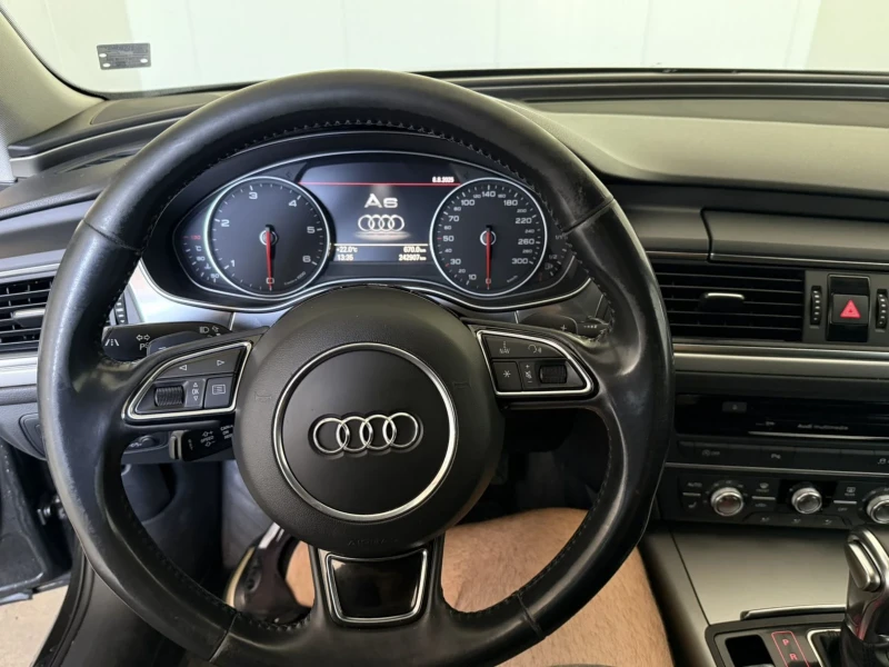 Audi A6 DIESEL , снимка 10 - Автомобили и джипове - 52990605
