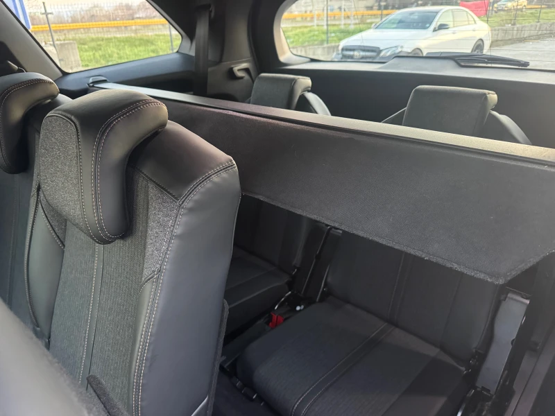 Peugeot 5008 1.6HDI GT-line 7местна , снимка 13 - Автомобили и джипове - 53154120