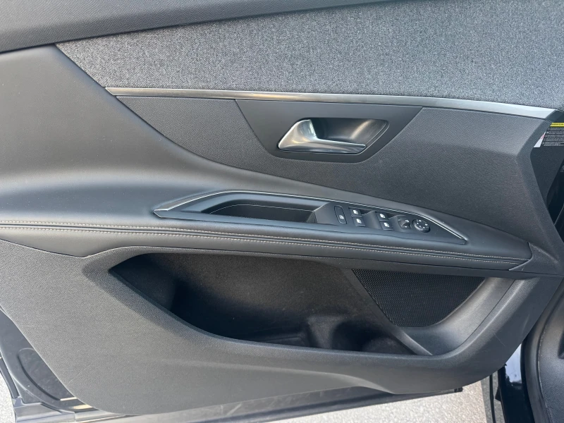 Peugeot 5008 1.6HDI GT-line 7местна , снимка 16 - Автомобили и джипове - 53154120