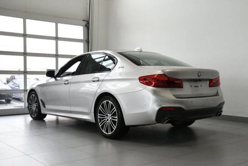 BMW 530E xDrive iPerformance, снимка 4 - Автомобили и джипове - 53368895
